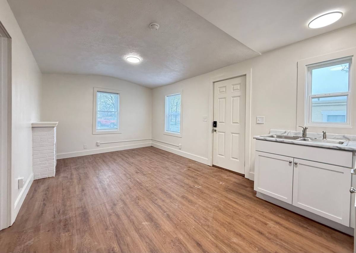 Apartment for rent at 750 Creek Top St, Council Bluffs, IA 51503