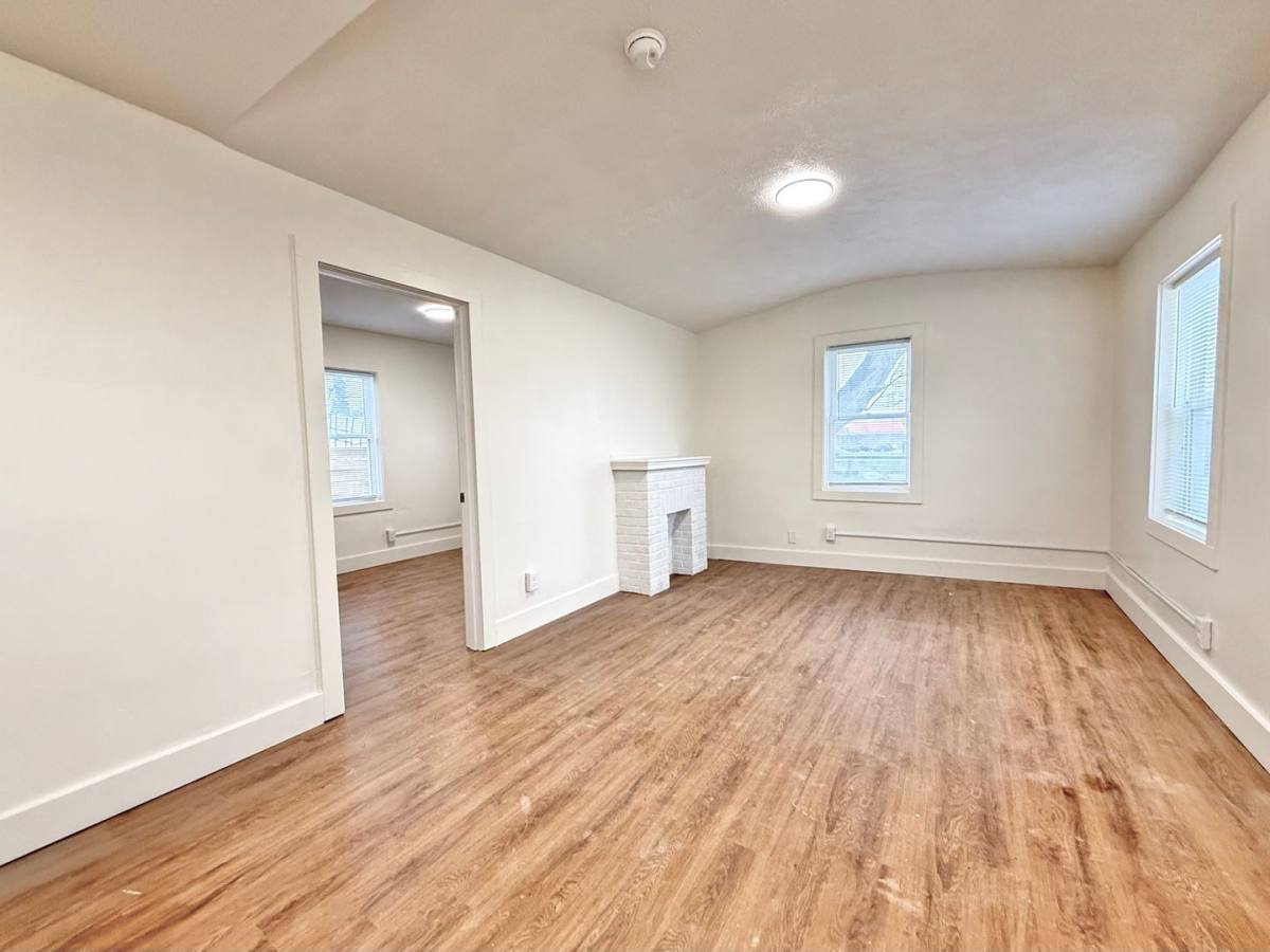 Apartment for rent at 750 Creek Top St, Council Bluffs, IA 51503