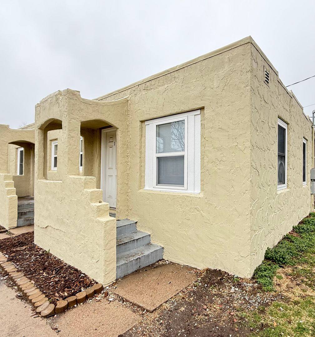 Apartment for rent at 750 Creek Top St, Council Bluffs, IA 51503