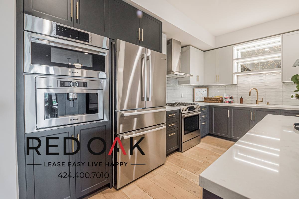 Condo for rent at 1333 S Orange Grove Ave #314, Los Angeles, CA 90019