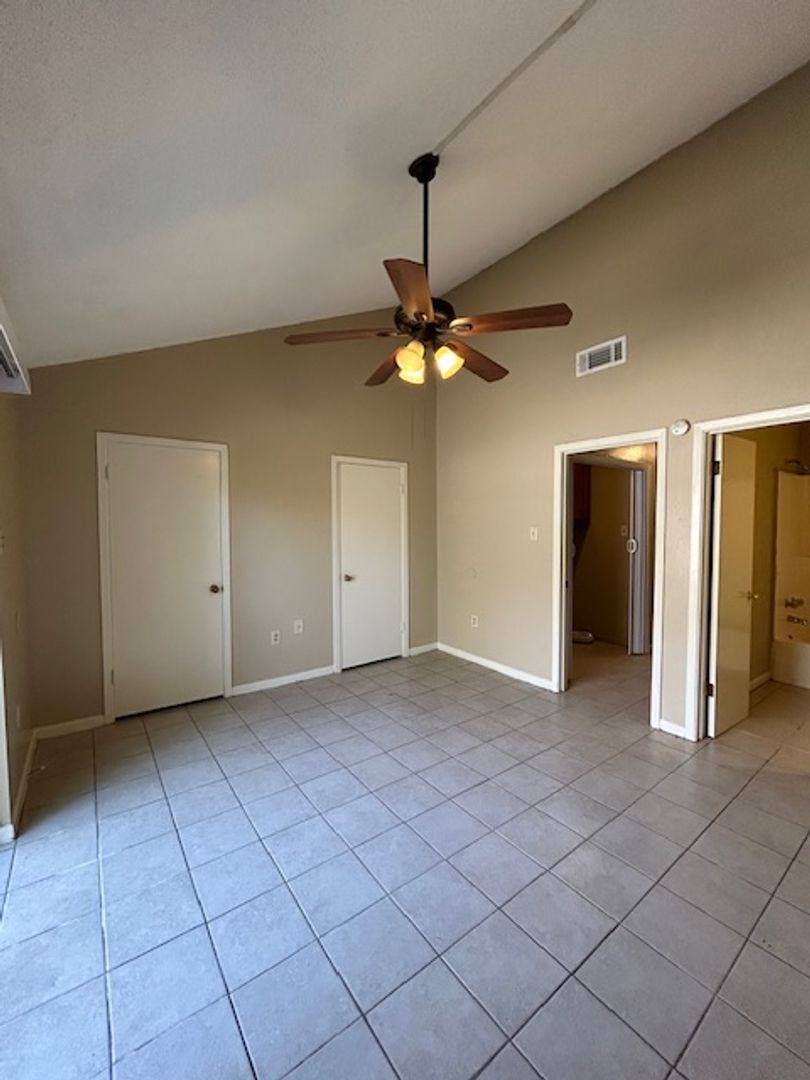 Apartment for rent at 12784 Brogdon, Baton Rouge, LA 70817