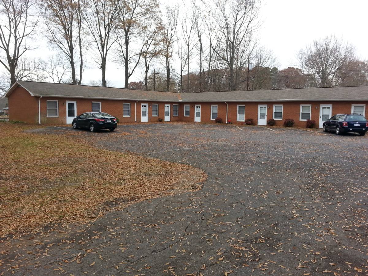 Apartment for rent at 301 McLeod St, Matthews, NC 28105