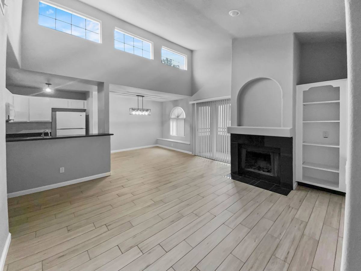 Apartment for rent at 9325 W Desert Inn Rd, Las Vegas, NV 89117