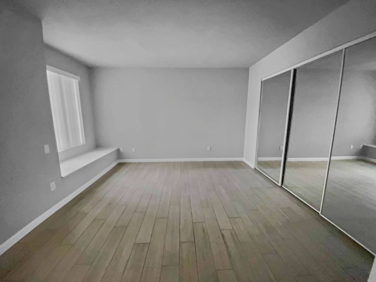 Apartment for rent at 9325 W Desert Inn Rd, Las Vegas, NV 89117