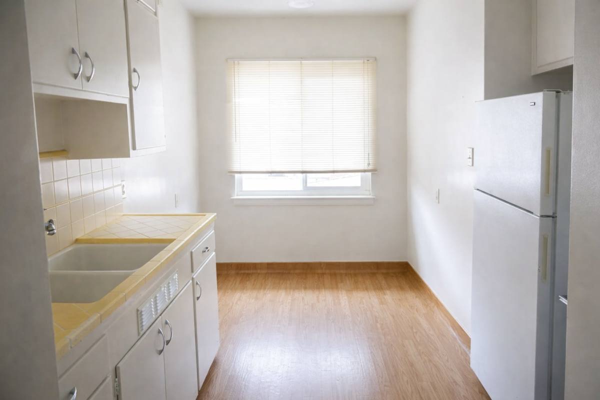 Apartment for rent at 610-616 W Hammond Ave, Fresno, CA 93728