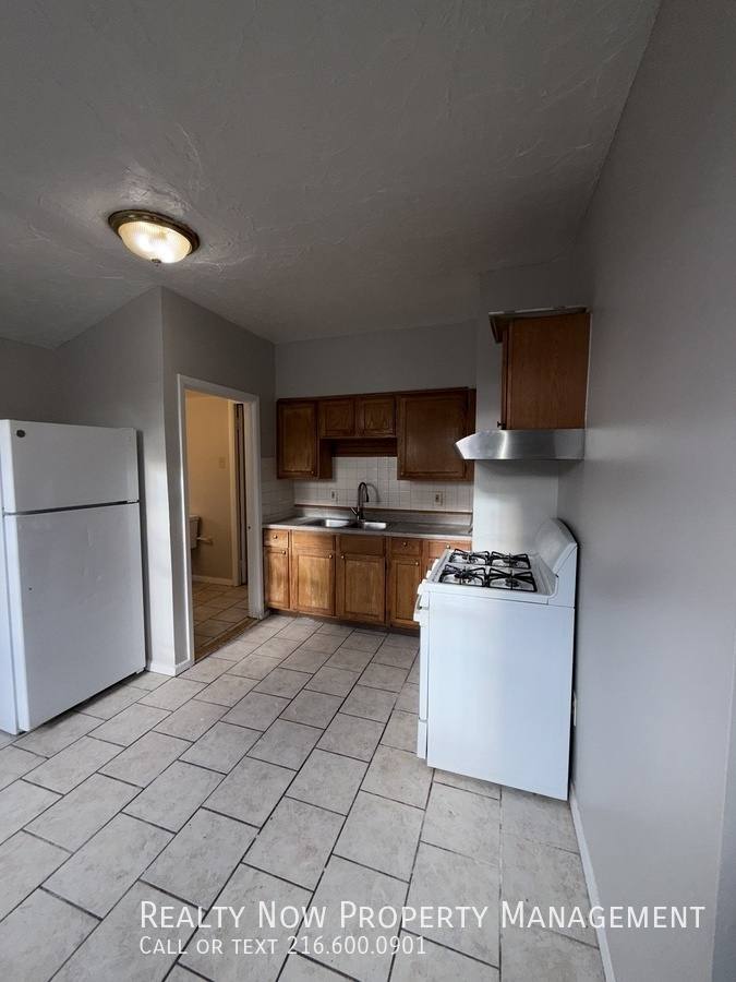 House for rent at 3417 Storer Ave, Cleveland, OH 44109