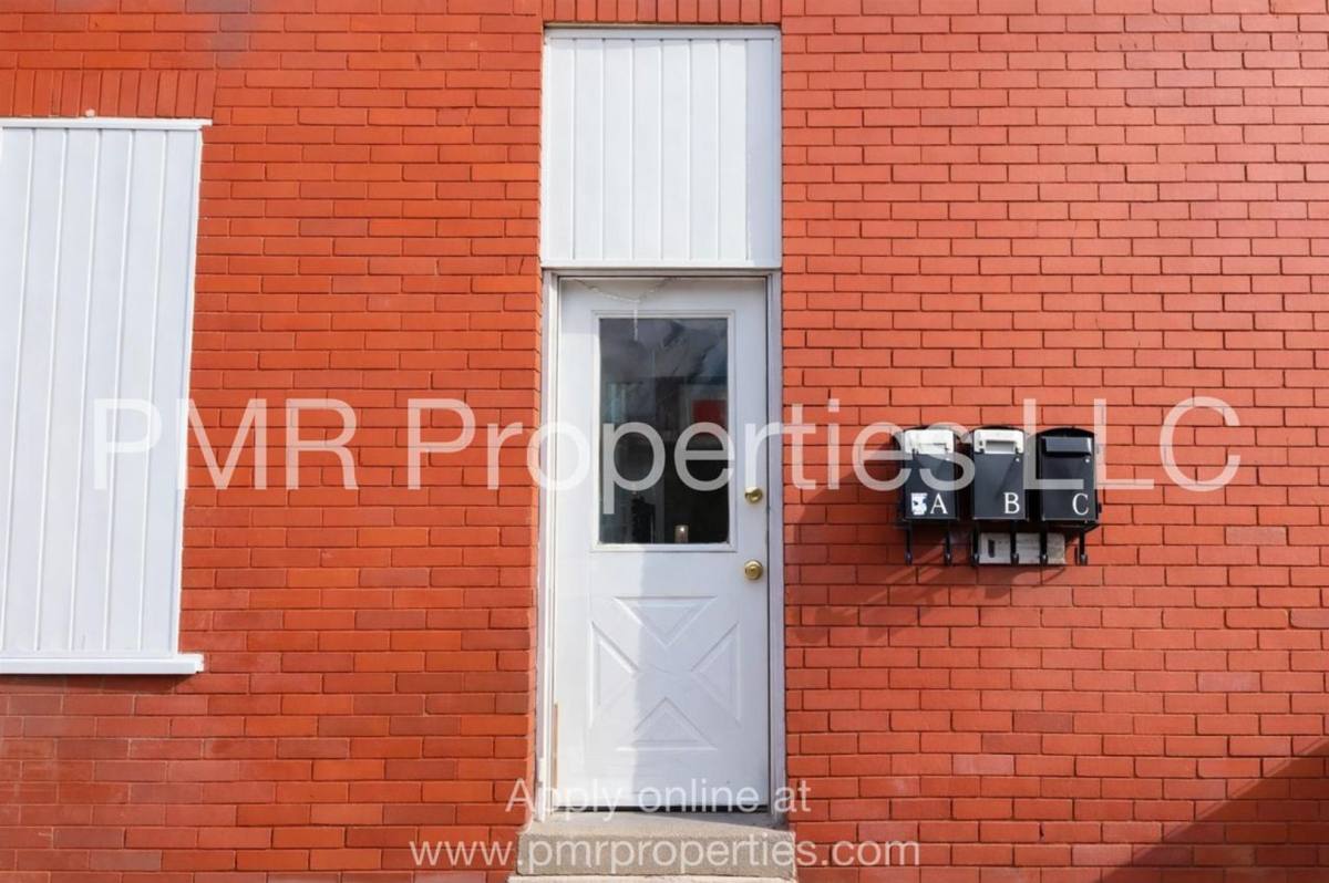 Apartment for rent at 1501 N 3rd St, Saint Joseph, MO 64505