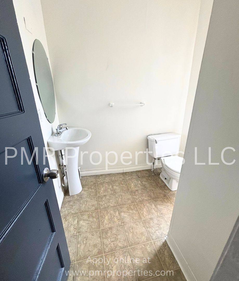 Apartment for rent at 1501 N 3rd St, Saint Joseph, MO 64505