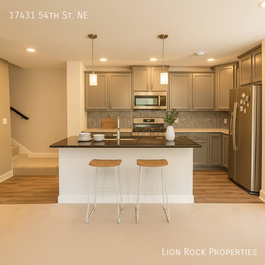 Townhouse for rent at 17431 54th St NE, Rogers, MN 55374