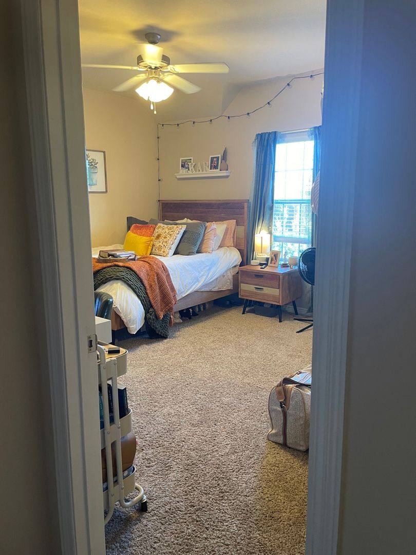 Apartment for rent at 305 Holleman, College Station, TX 77840