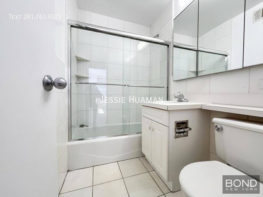 Apartment for rent at 888 Eighth Ave #R, New York, NY 10019
