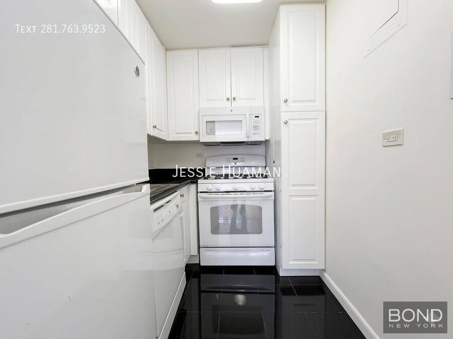 Apartment for rent at 888 Eighth Ave #R, New York, NY 10019