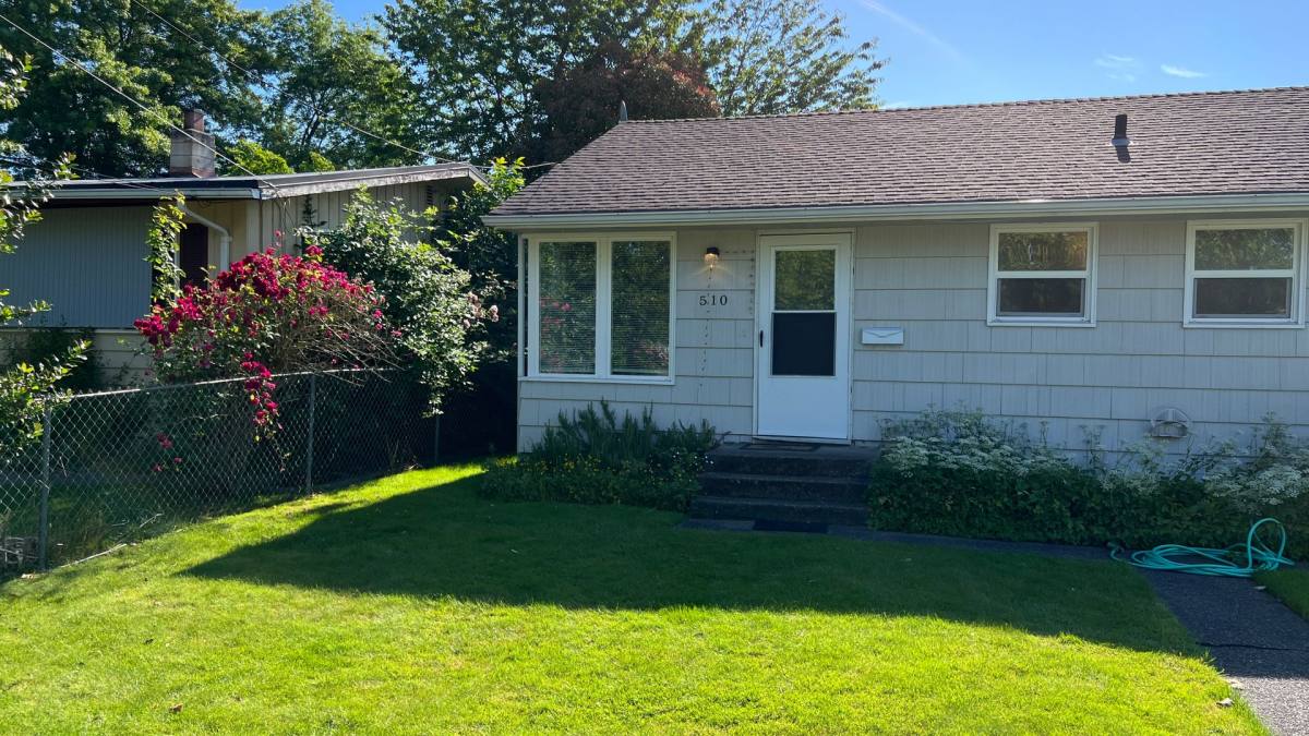 Apartment for rent at 508 Burnett Ave N, Renton, WA 98057