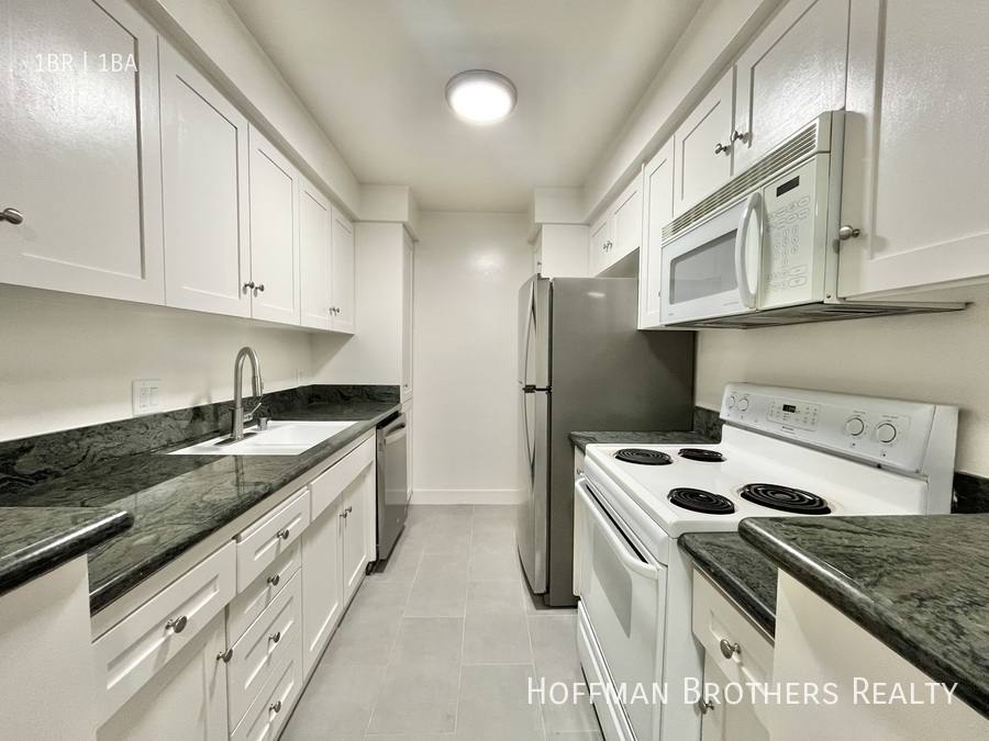 Apartment for rent at 12029 Goshen Ave #4, Los Angeles, CA 90049