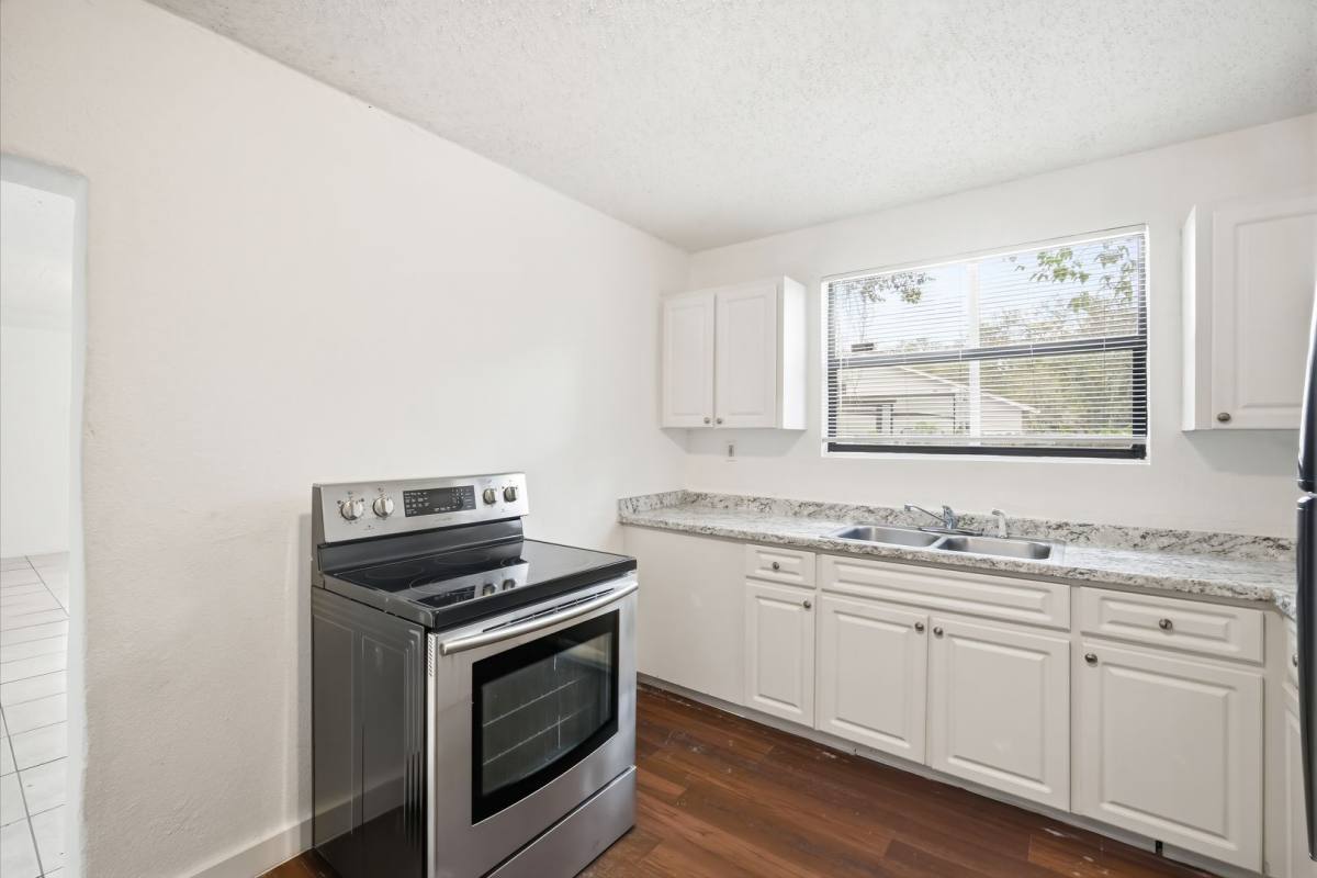 House for rent at 10019 N Jasmine Ave, Tampa, FL 33612