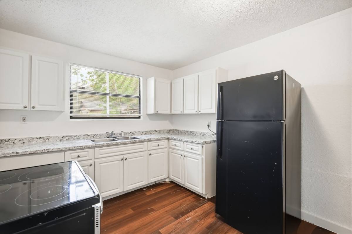 House for rent at 10019 N Jasmine Ave, Tampa, FL 33612