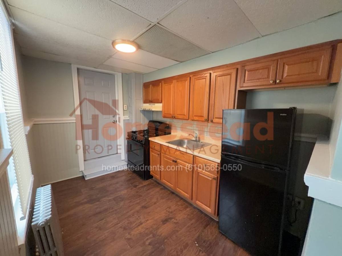 Apartment for rent at 35 Roberta Ave, Darby, PA 19023