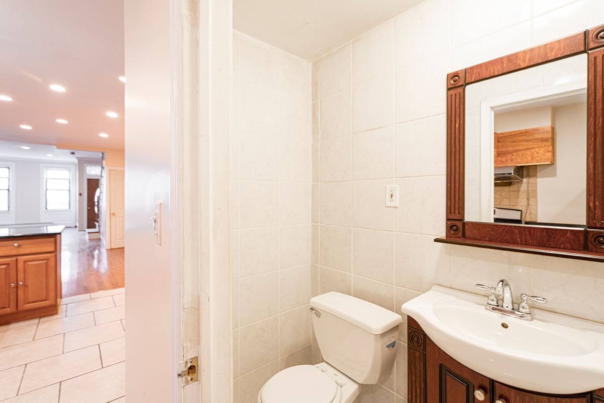 1532 Christian St, Philadelphia, PA 19146 - House for Rent - Image 6