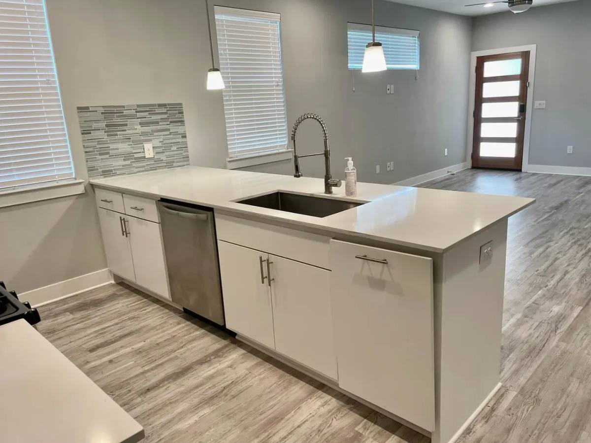 Condo for rent at 6713 Porter St, Austin, TX 78741