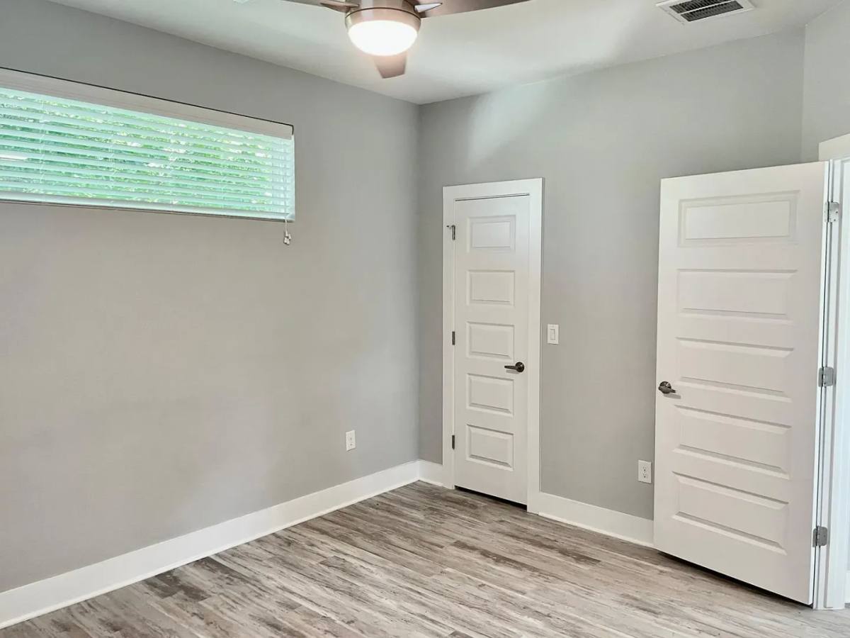 Condo for rent at 6713 Porter St, Austin, TX 78741