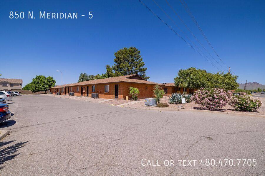 Apartment for rent at 850 N Meridian #5, Apache Junction, AZ 85120