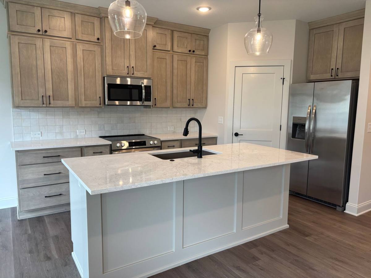 Apartment for rent at 123 125 127 129 N Sheridan Ave, Valley Center, KS 67147