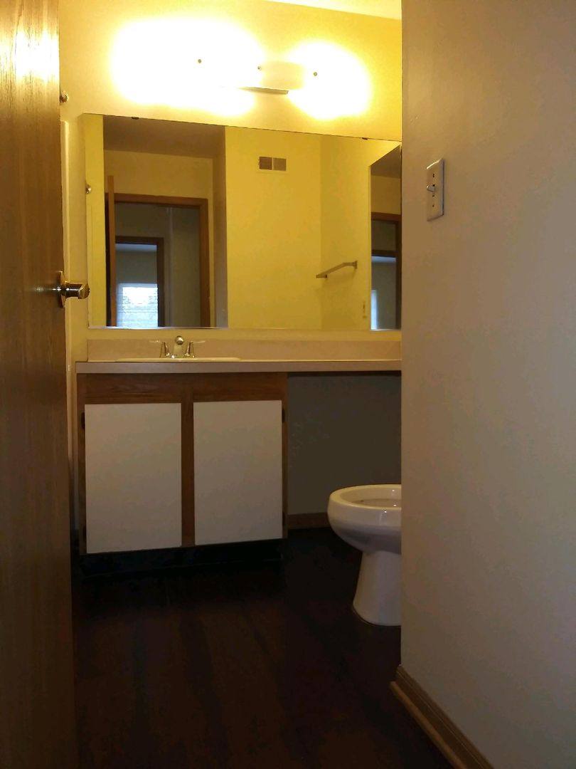 Apartment for rent at 2723-2837 Silent Wood Trail, Rockford, IL 61109