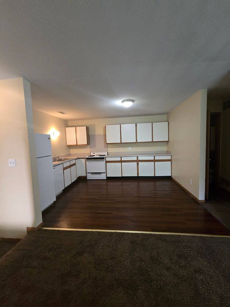 Apartment for rent at 2723-2837 Silent Wood Trail, Rockford, IL 61109