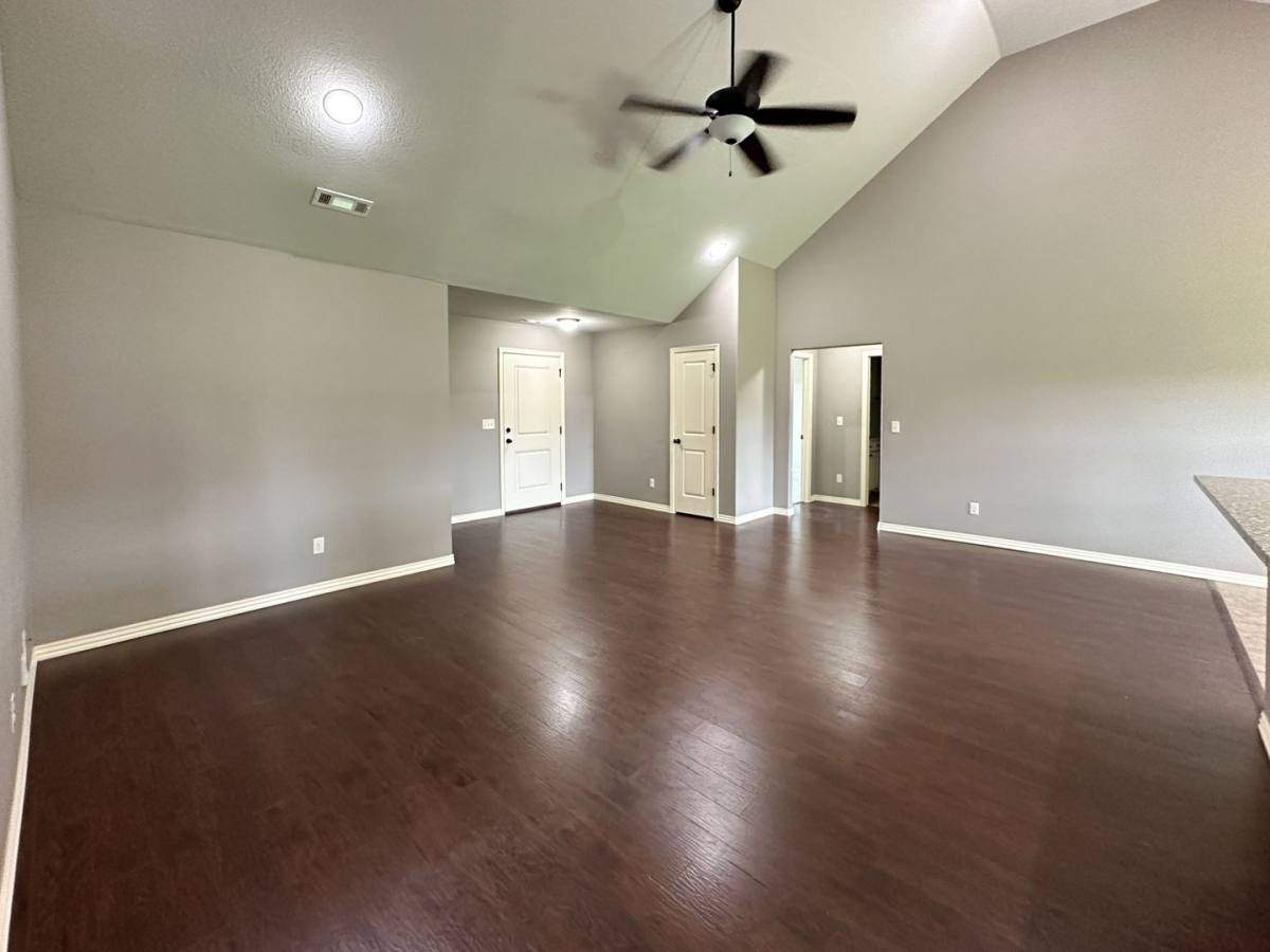 House for rent at 1923 Price Ave, Lowell, AR 72745