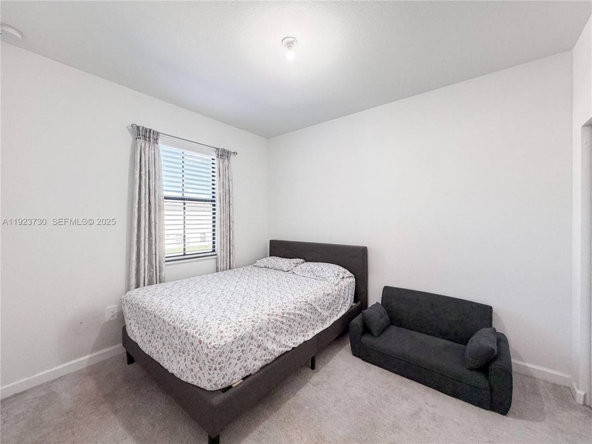 Townhouse for rent at 11962 SW 247th Terrace, Homestead, FL 33032