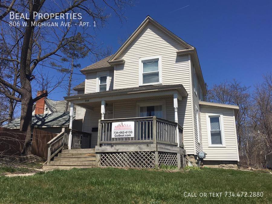 Apartment for rent at 806 W Michigan Ave #1, Ypsilanti, MI 48197
