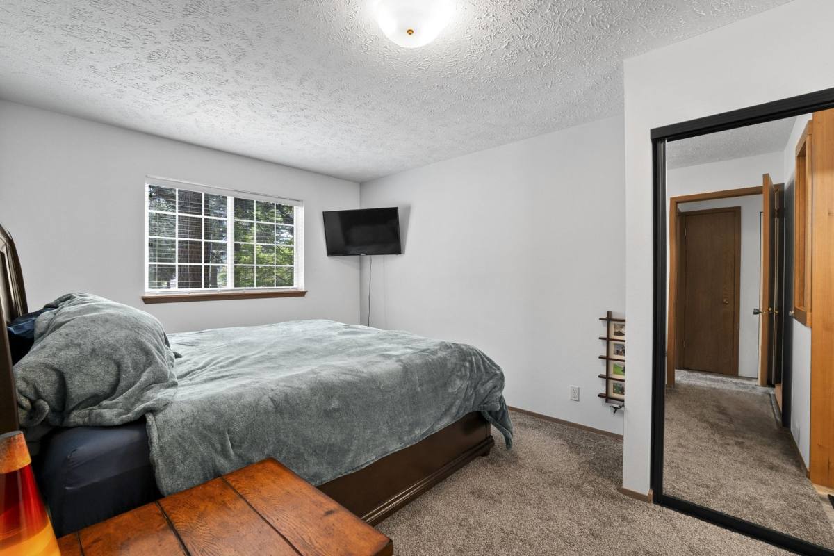 Condo for rent at 113 S Neyland Ave, Liberty Lake, WA 99019