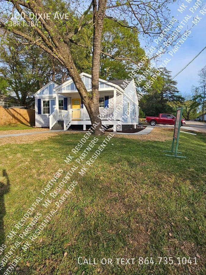 House for rent at 100 Dixie Ave, Greenville, SC 29607