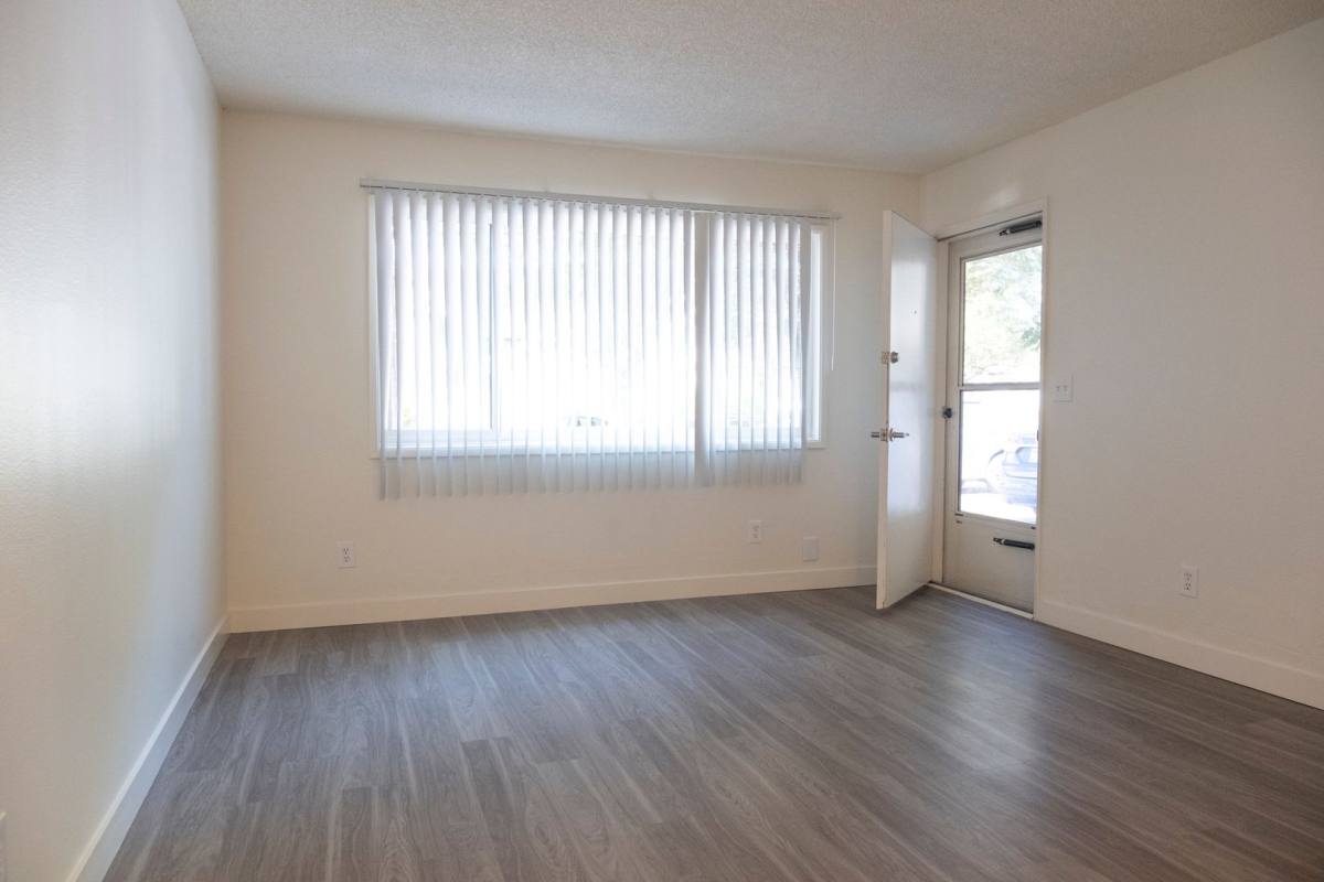 Apartment for rent at 1911 NE Schuyler, Portland, OR 97212
