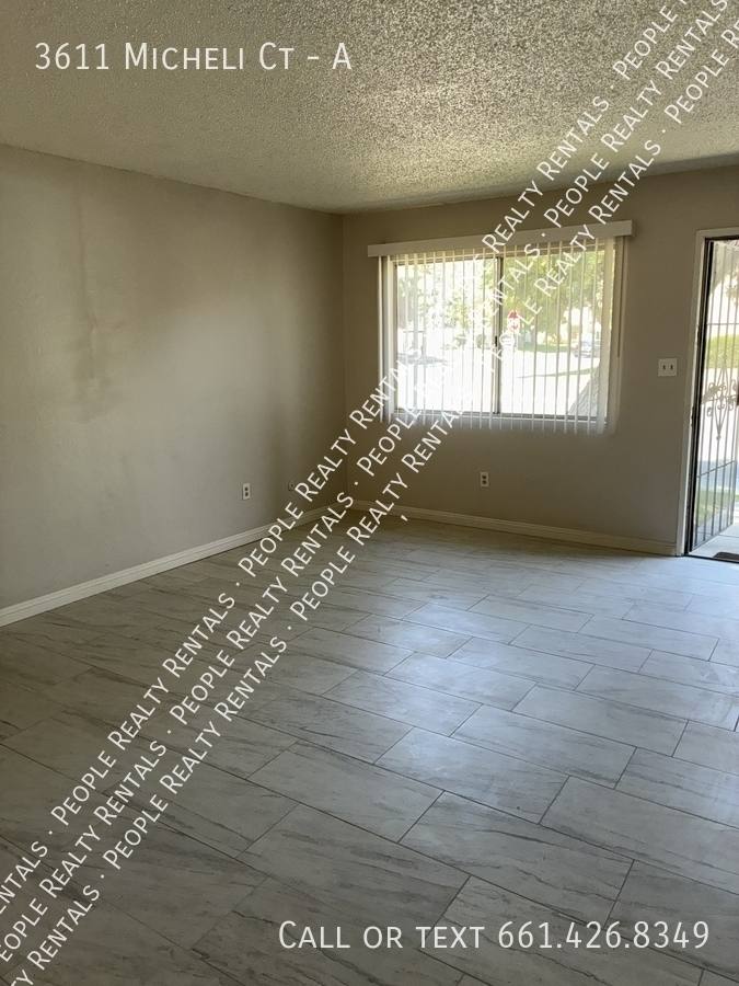 Apartment for rent at 3611 Micheli Court #A, Bakersfield, CA 93309