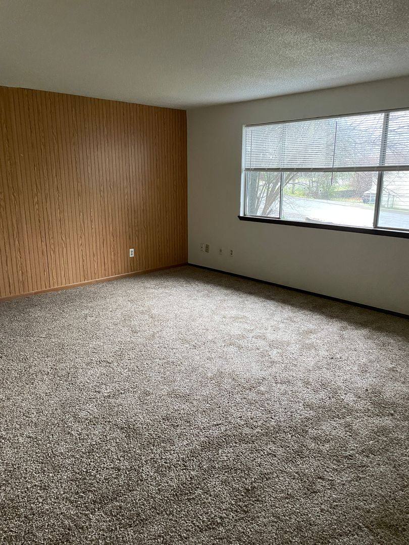 Apartment for rent at 1314 S 2nd St, Shelton, WA 98584