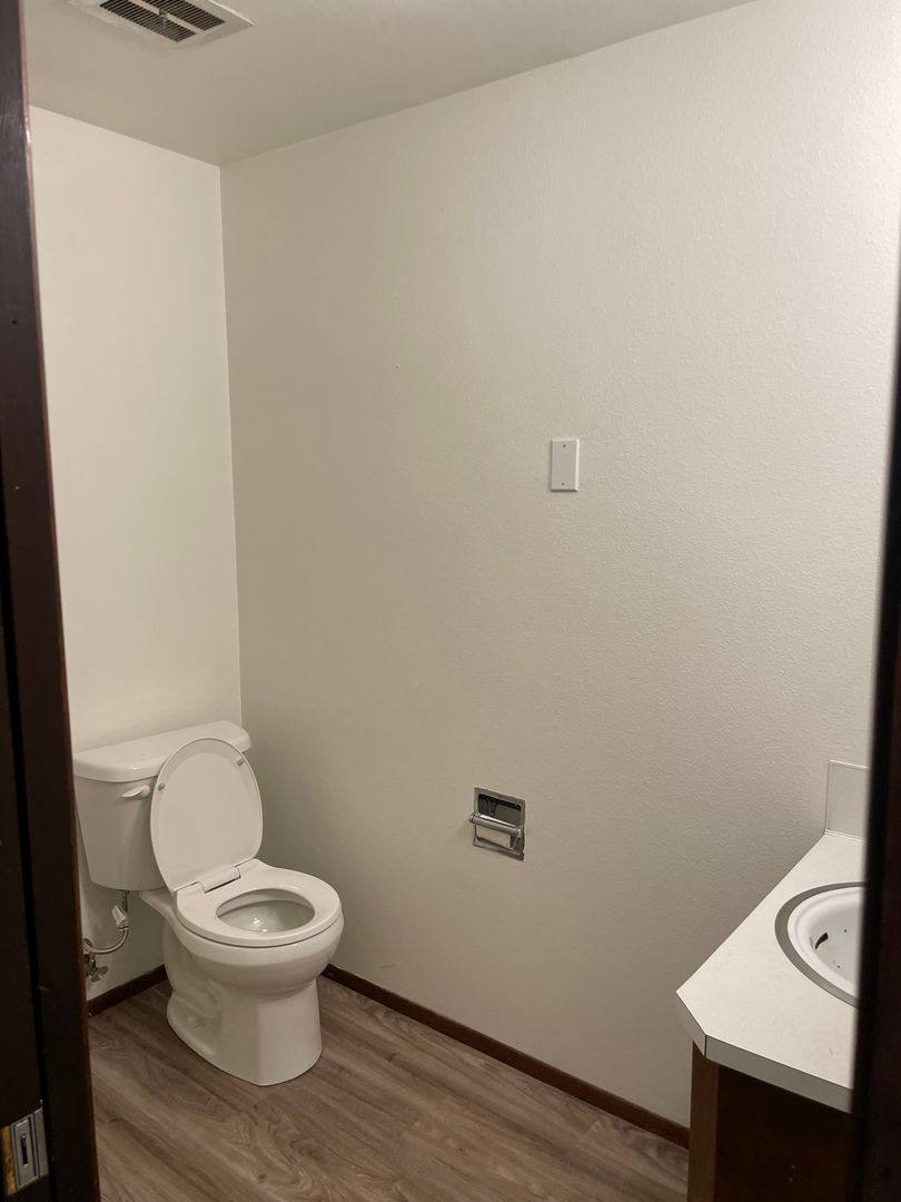 Apartment for rent at 1314 S 2nd St, Shelton, WA 98584