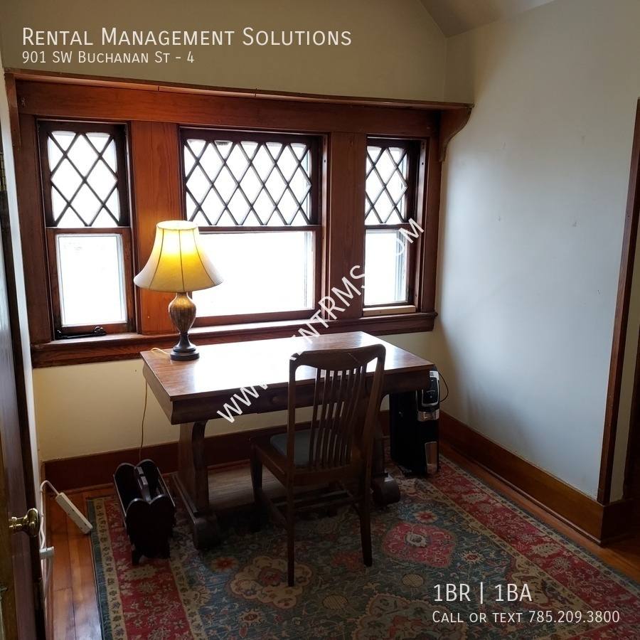Apartment for rent at 901 SW Buchanan St #4, Topeka, KS 66606