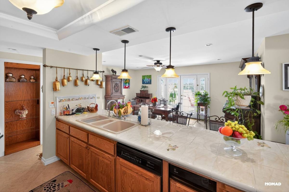 House for rent at 10317 Oak Ranch Lane, Escondido, CA 92026