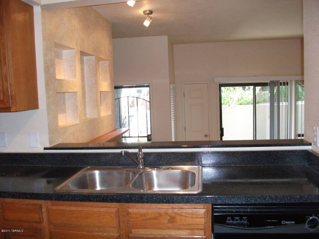 Condo for rent at 2744 N Country Club Rd #108, Tucson, AZ 85716