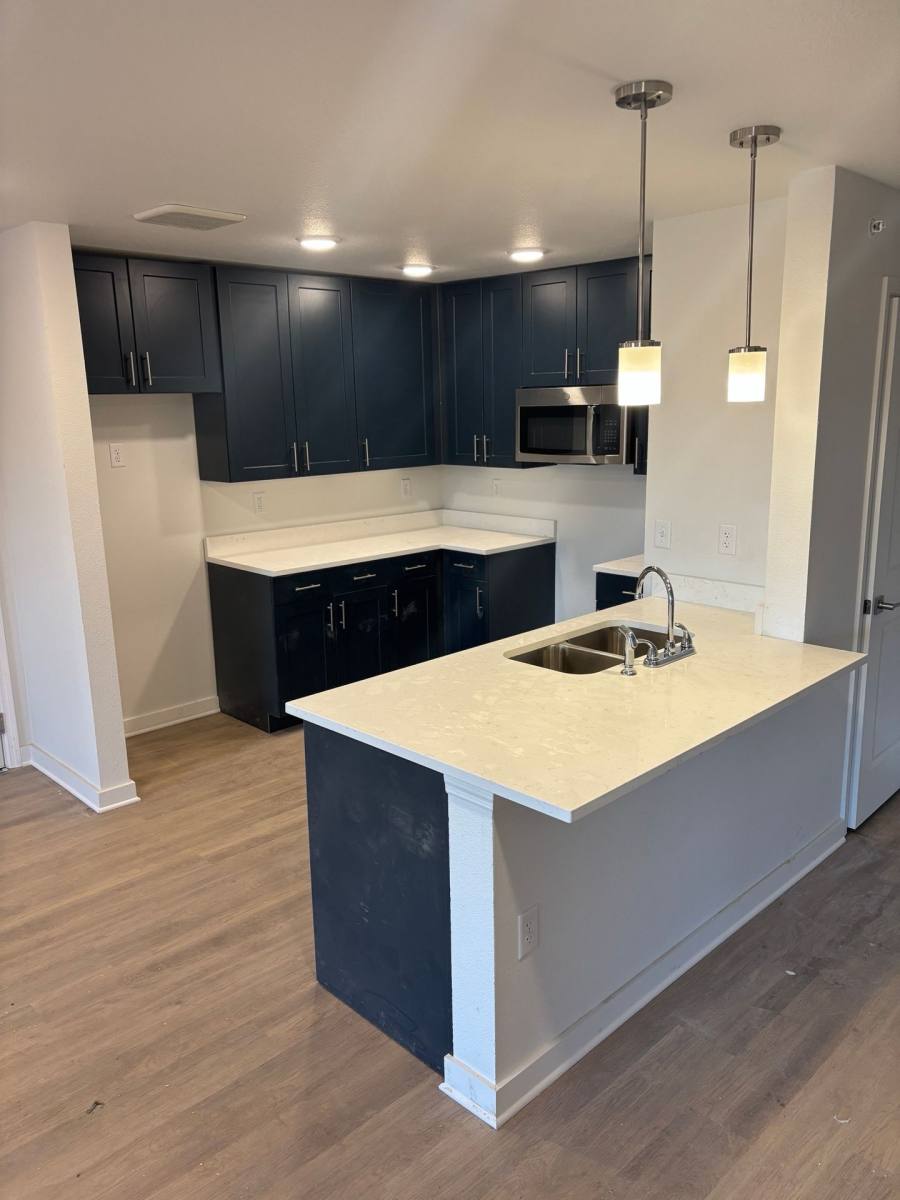 Apartment for rent at 25231 W 100th St, Lenexa, KS 66227
