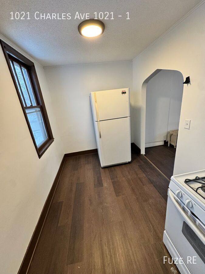 Apartment for rent at 1021 Charles Ave #1, Saint Paul, MN 55104