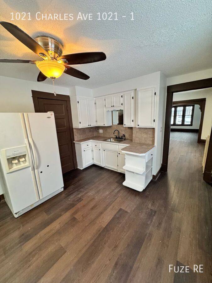 Apartment for rent at 1021 Charles Ave #1, Saint Paul, MN 55104
