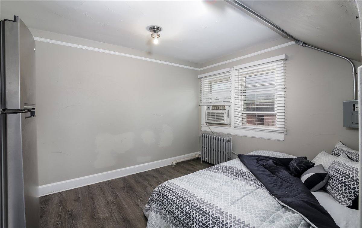 Apartment for rent at 1075 N Clarkson St #11, Denver, CO 80218