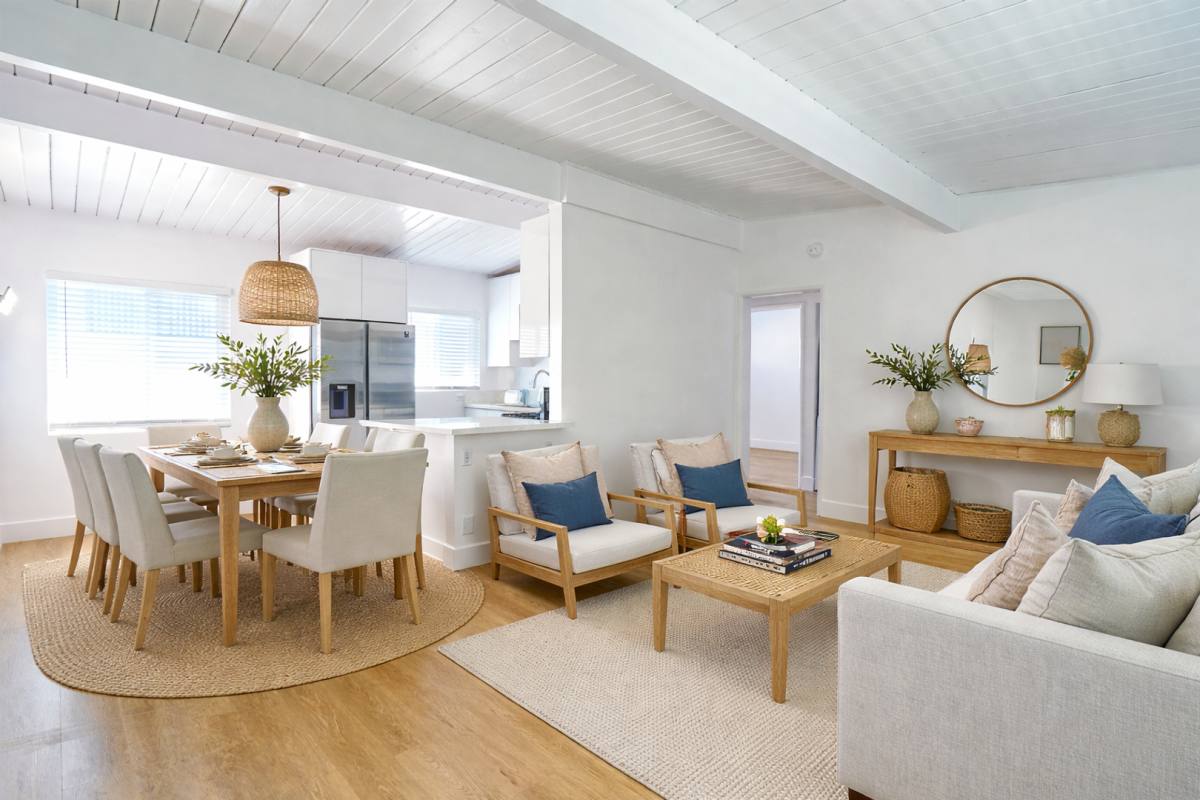Apartment for rent at 3721 Westwood Blvd, Los Angeles, CA 90034