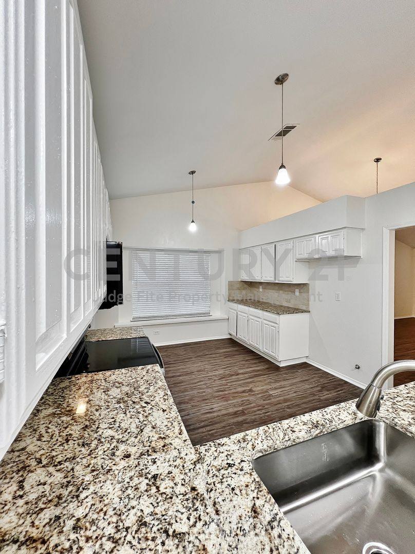 House for rent at 1028 Whitewater Trail, Desoto, TX 75115