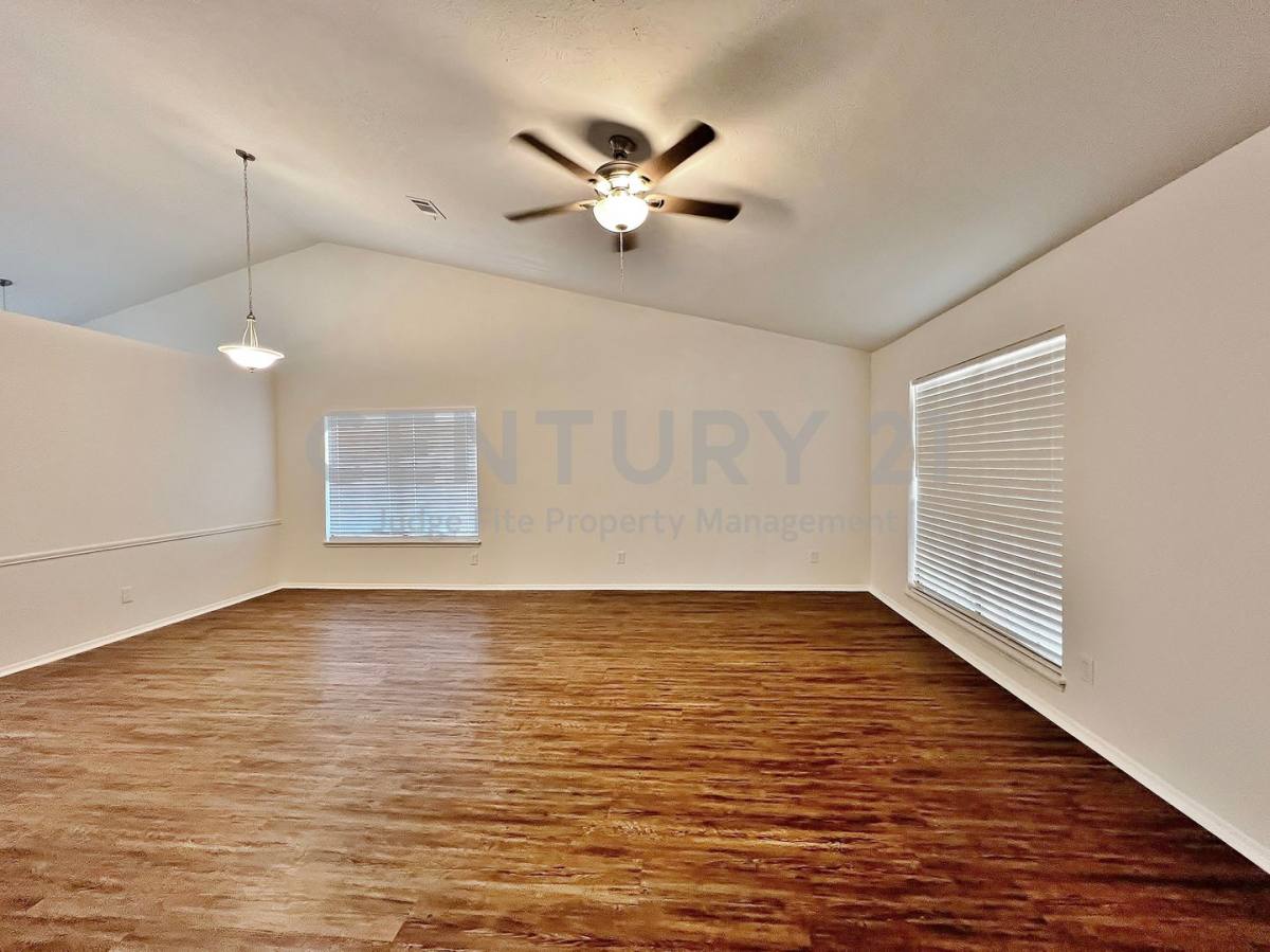 House for rent at 1028 Whitewater Trail, Desoto, TX 75115