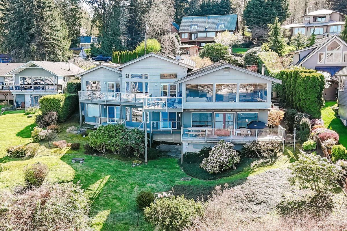 Apartment for rent at 5834 Packard Lane NE, Bainbridge Island, WA 98110