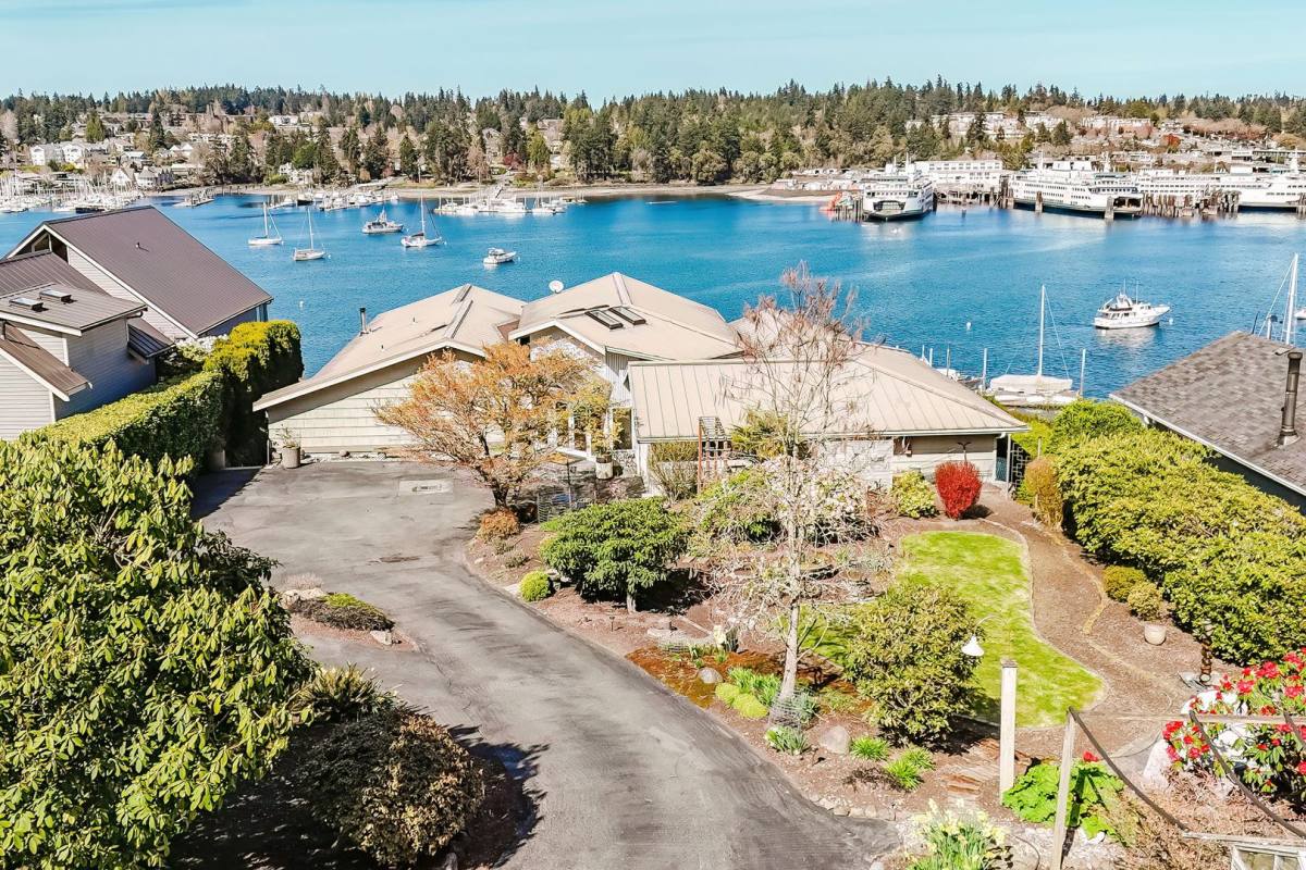 Apartment for rent at 5834 Packard Lane NE, Bainbridge Island, WA 98110