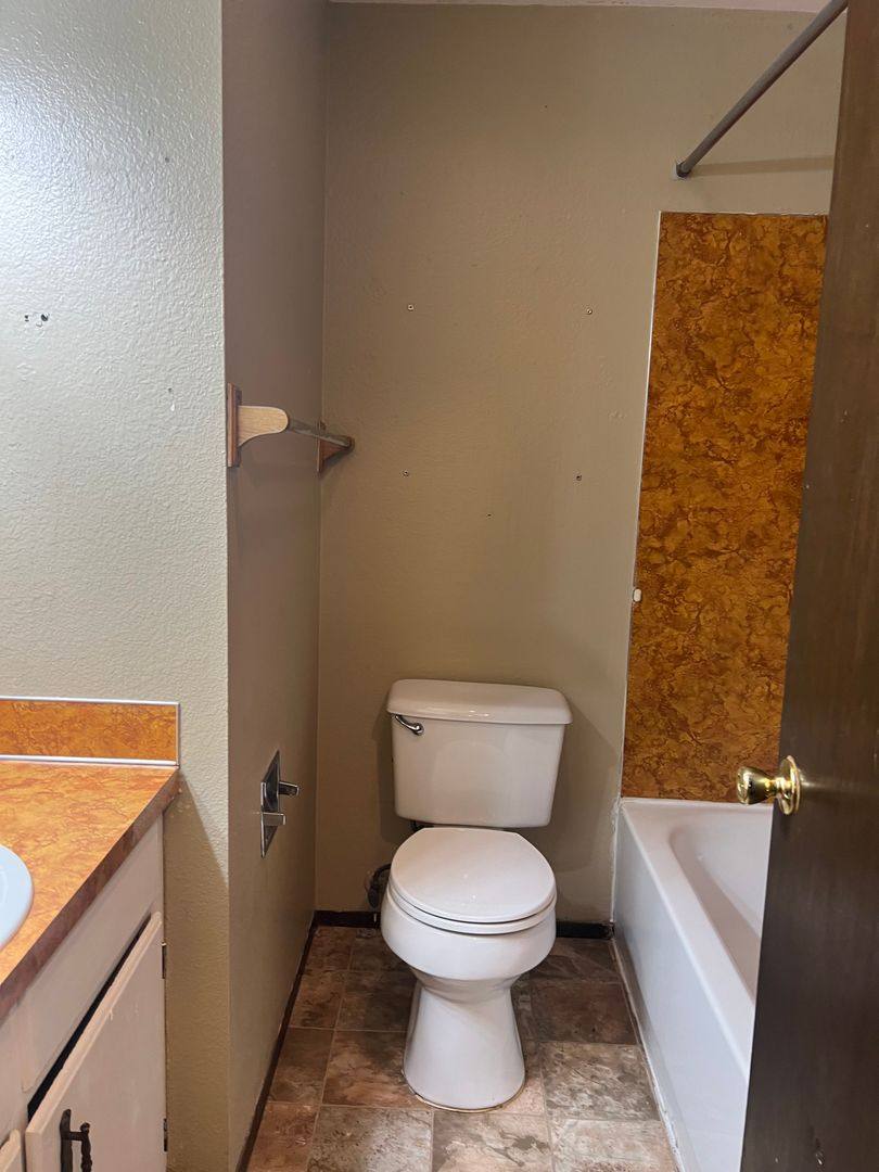 Apartment for rent at 310 B St, Blaine, WA 98230